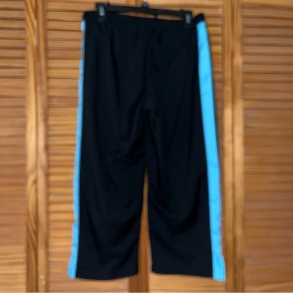 Nike Cropped Black With Blue Accents Elastic Waist Track Pants Size Medium‎ - Picture 3 of 10